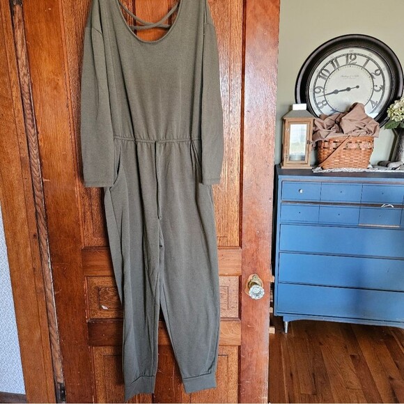 Nobo Women’s Olive Green Fleece-Lined Jumpsuit – Size Medium - Picture 1 of 4